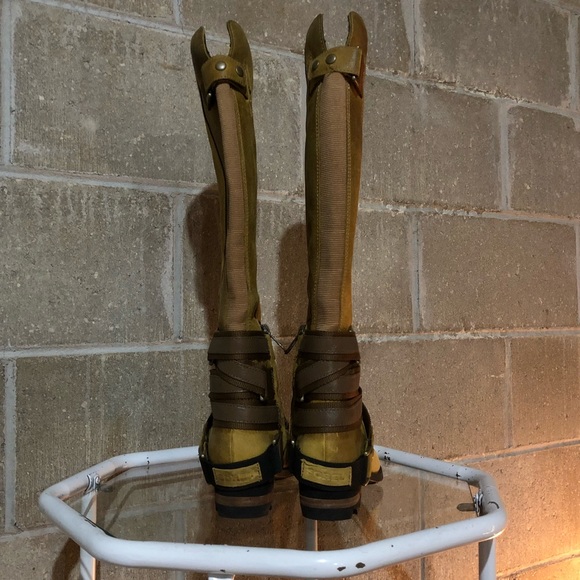 Sorel Lolla Tall Boots, Size 6 - Picture 4 of 6